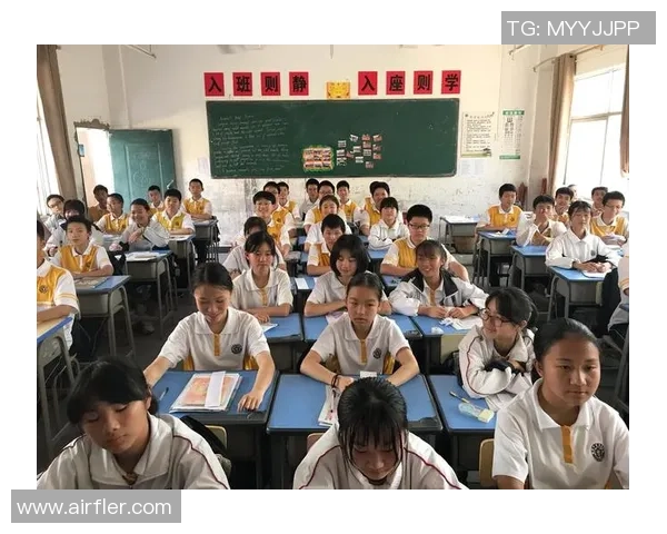 付豪的成长之路：从青涩少年到职场精英的奋斗故事