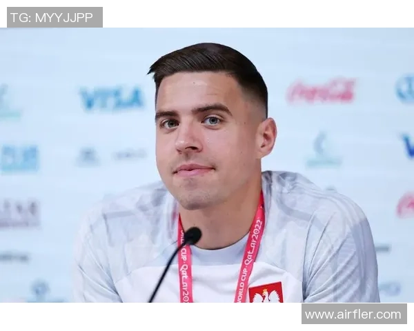 莱万再创辉煌:从足坛巨星到传奇教练的转型之路 莱万再创辉煌:从足坛巨星到传奇教练的转型之路